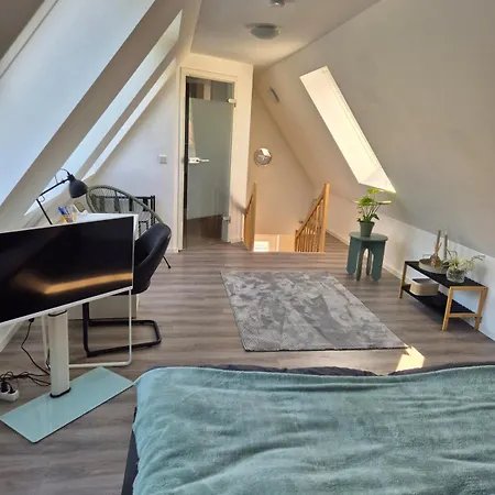 Modernes In Ruhiger Lage Lägenhet Nürnberg